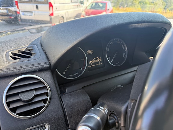 Land Rover Discovery 4 9 of 22