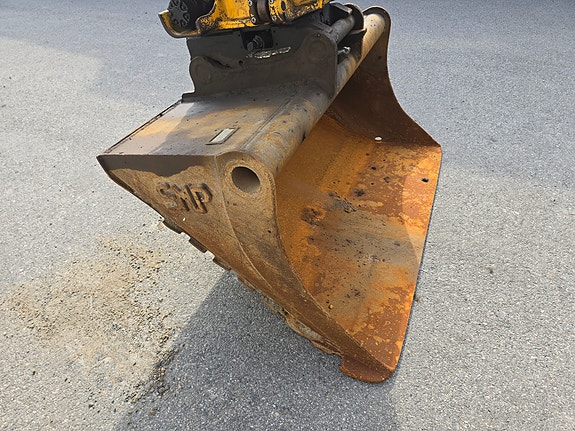 Hitachi ZX135US-6 17 of 27