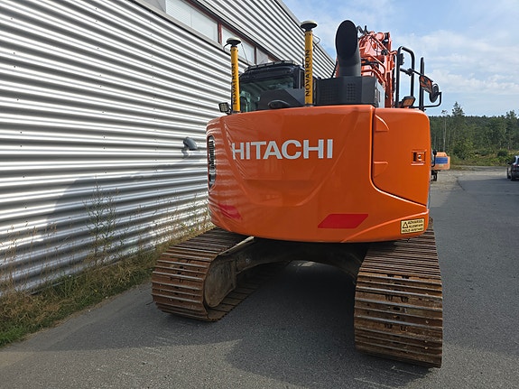 Hitachi ZX135US-6 9 of 27