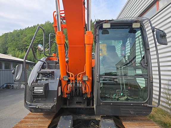 Hitachi ZX135US-6 7 of 27