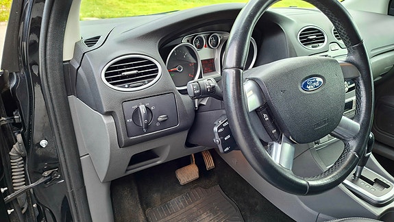 Ford Focus 6 of 14