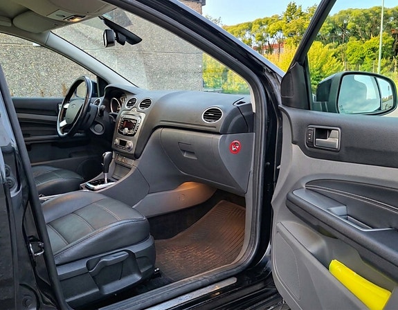 Ford Focus 11 of 14