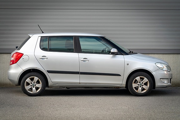 Skoda Fabia 2 of 30
