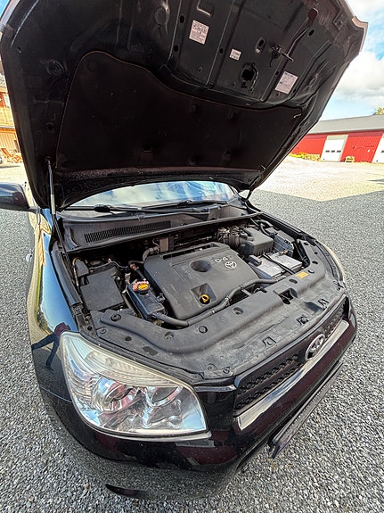Toyota RAV4 15 of 16