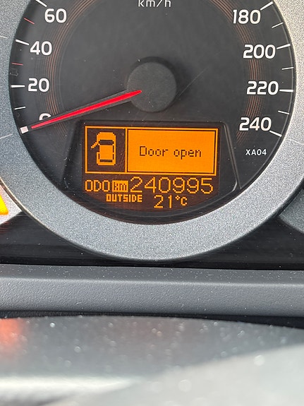 Toyota RAV4 5 of 16