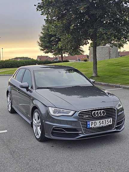 Audi A3 3 of 13