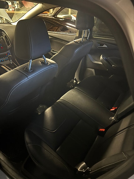 Ford Focus 13 of 14