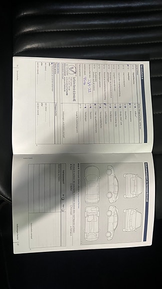 Volkswagen Passat 25 of 30