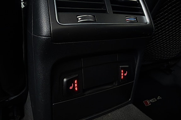Audi RS4 14 of 24