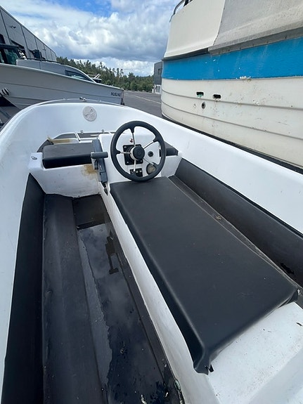 Selger en forsterket Musling 430 uten motor 5 of 8