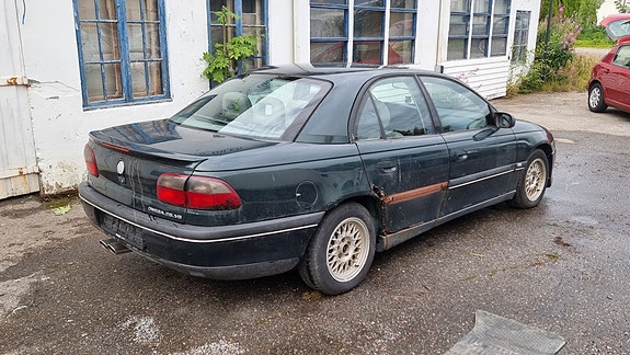 Opel Omega 3 of 18
