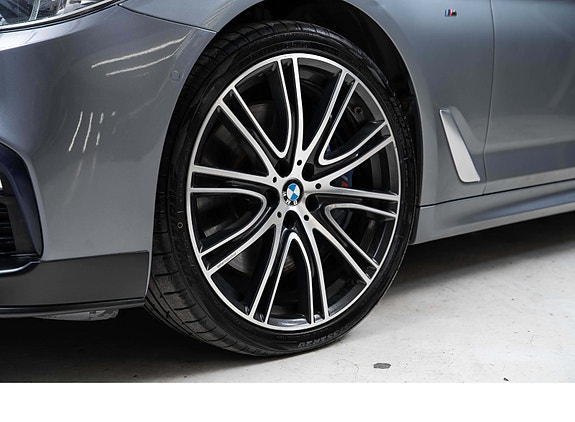 BMW 5-Serie 3 of 30