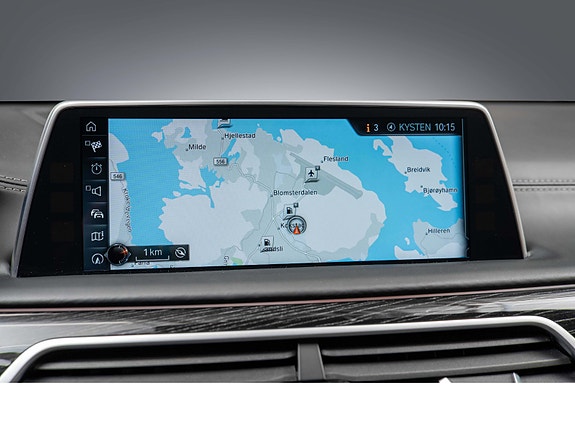 BMW 750d 22 of 30
