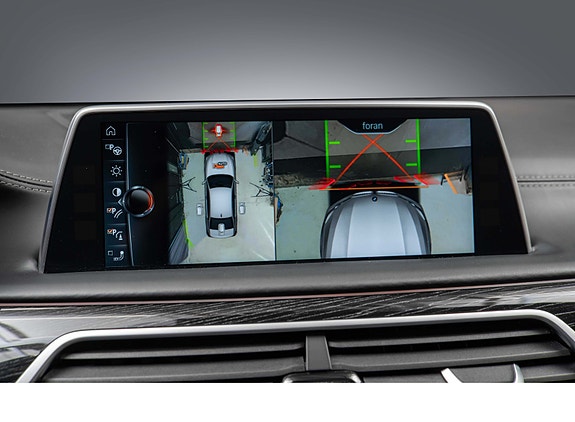 BMW 750d 20 of 30