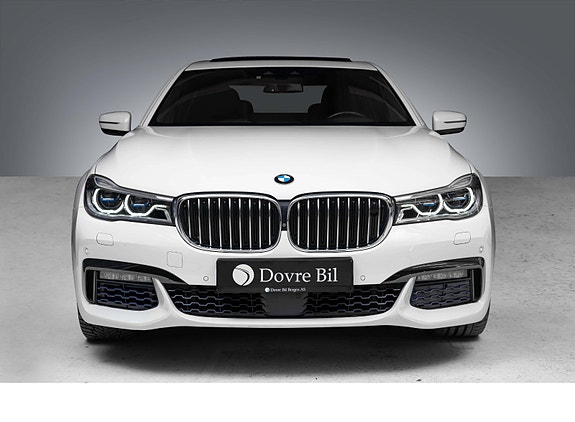 BMW 750d 6 of 30