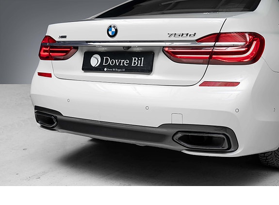 BMW 750d 12 of 30