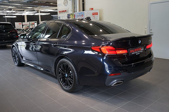 BMW 5-Serie 4 of 30