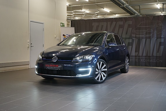 Volkswagen Golf VII 3 of 5