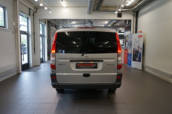 Mercedes-Benz Vito 113 9 of 30