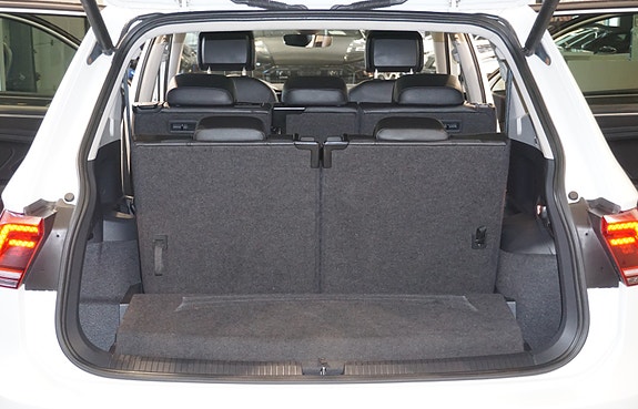 Volkswagen Tiguan Allspace 16 of 30