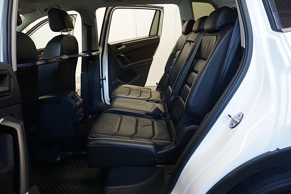 Volkswagen Tiguan Allspace 25 of 30