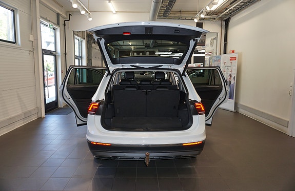 Volkswagen Tiguan Allspace 15 of 30