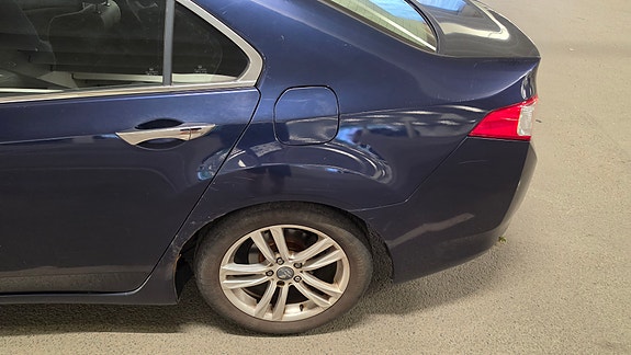Honda Accord 8 of 10