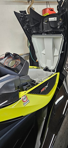 Rxt 260 AS 13 of 15