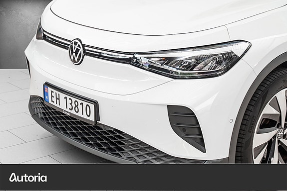 Volkswagen ID.4 3 of 5