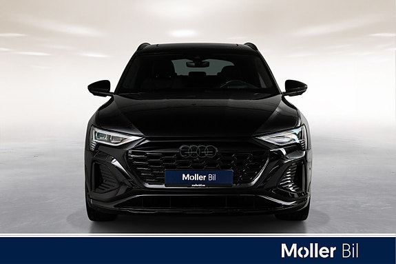 Audi Q8 e-tron 3 of 18
