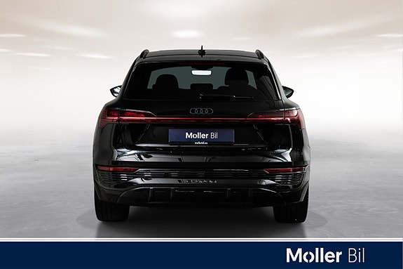 Audi Q8 e-tron 6 of 18