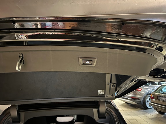 BMW iX 15 of 29