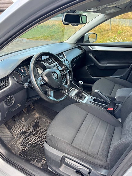 Skoda Octavia 5 of 5