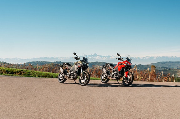Ducati Multistrada V2 S 2 of 15