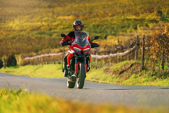 Ducati Multistrada V2 S 6 of 15