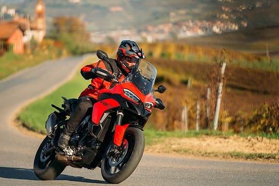 Ducati Multistrada V2 S 7 of 15