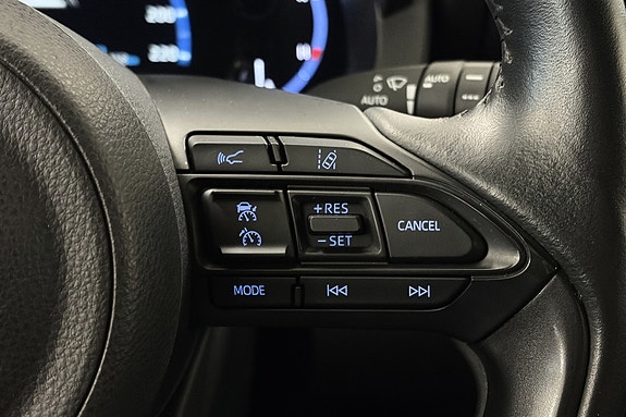 Toyota Yaris Cross 18 of 28