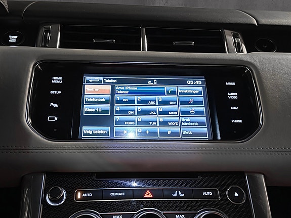 Land Rover Range Rover Sport 26 of 28