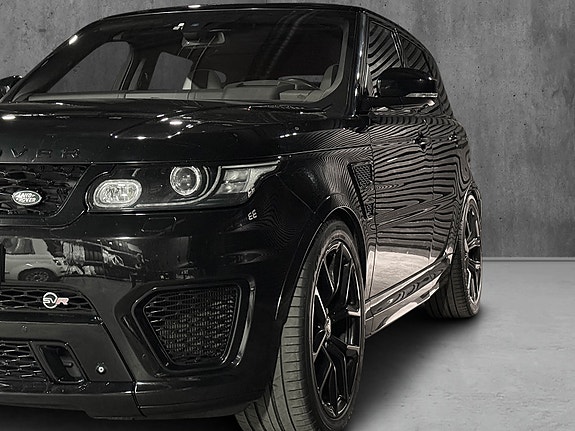 Land Rover Range Rover Sport 5 of 5