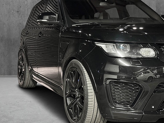 Land Rover Range Rover Sport 6 of 28