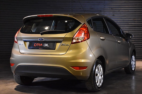 Ford Fiesta 7 of 17