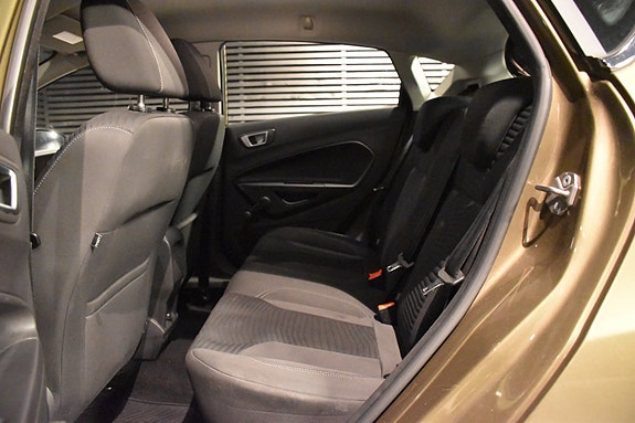 Ford Fiesta 17 of 17