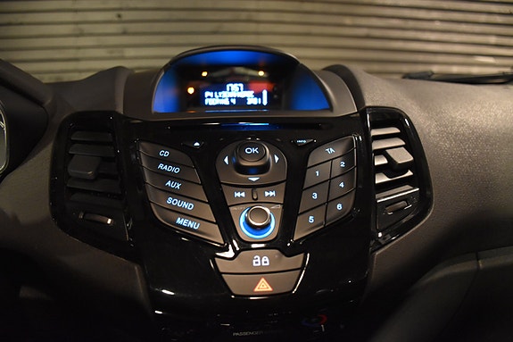 Ford Fiesta 15 of 17