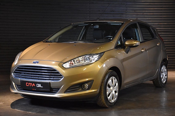 Ford Fiesta 2 of 5