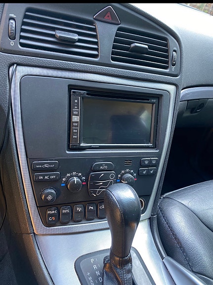 Volvo XC70 11 of 12
