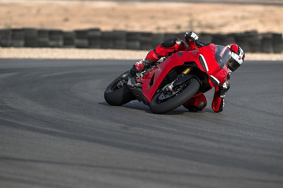 Ducati Panigale V2 / V2 S 3 of 11