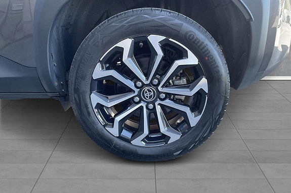 Toyota Yaris Cross 19 of 19