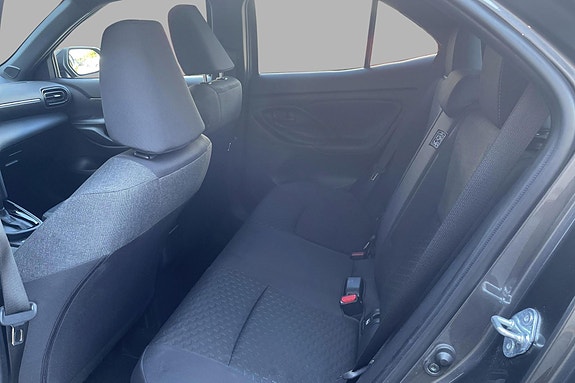 Toyota Yaris Cross 16 of 19