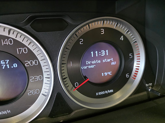 Volvo XC70 17 of 25