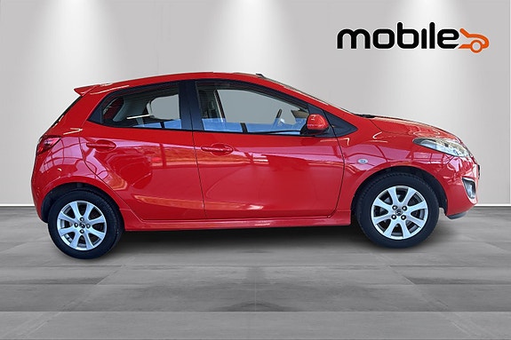 Mazda 2 2 of 5